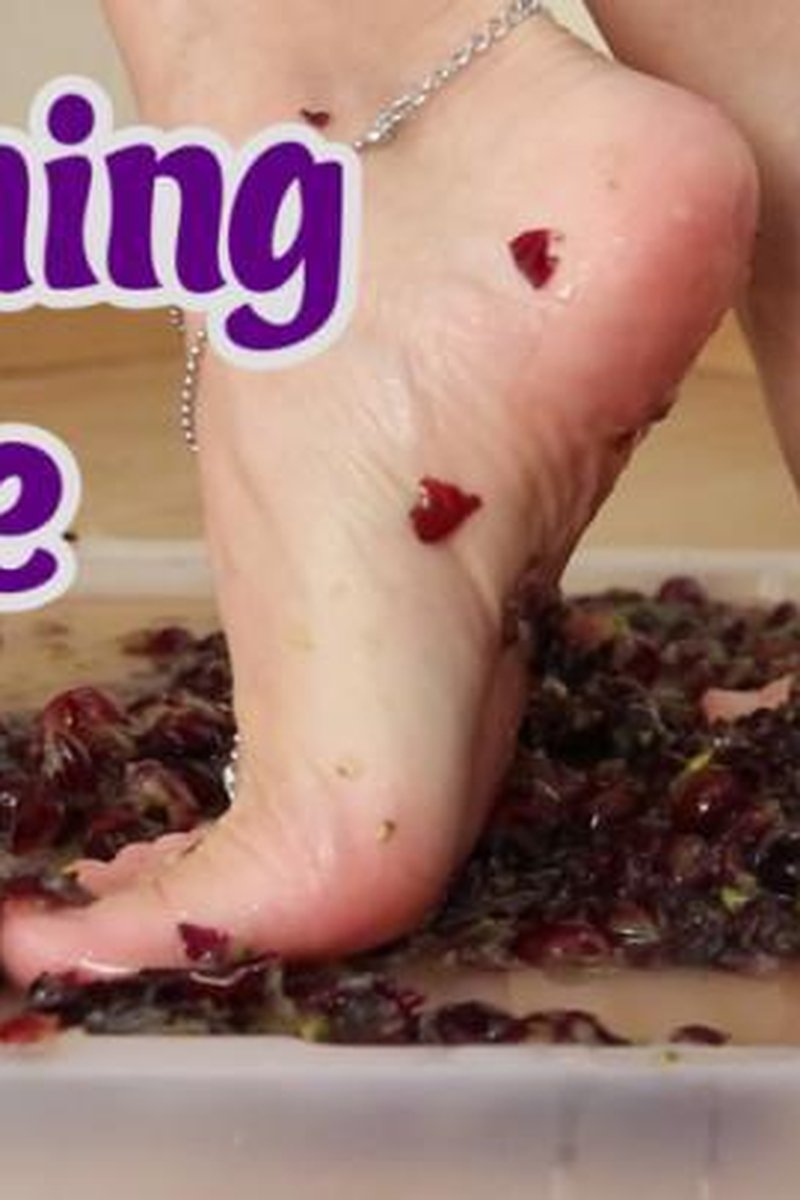 Grape Crush With Bare Feet - Screenshot 1 of 4 - Fetish