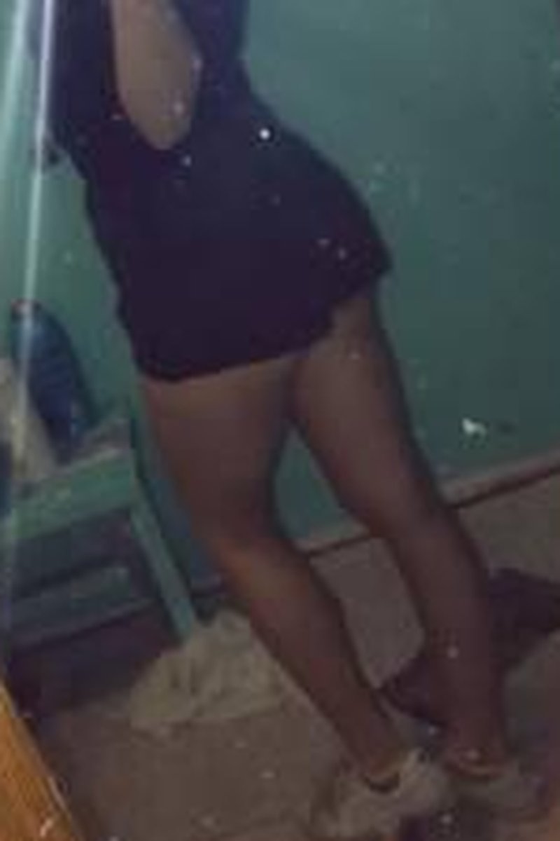 Booty Pics - Screenshot 1 of 4 - Ass Worship