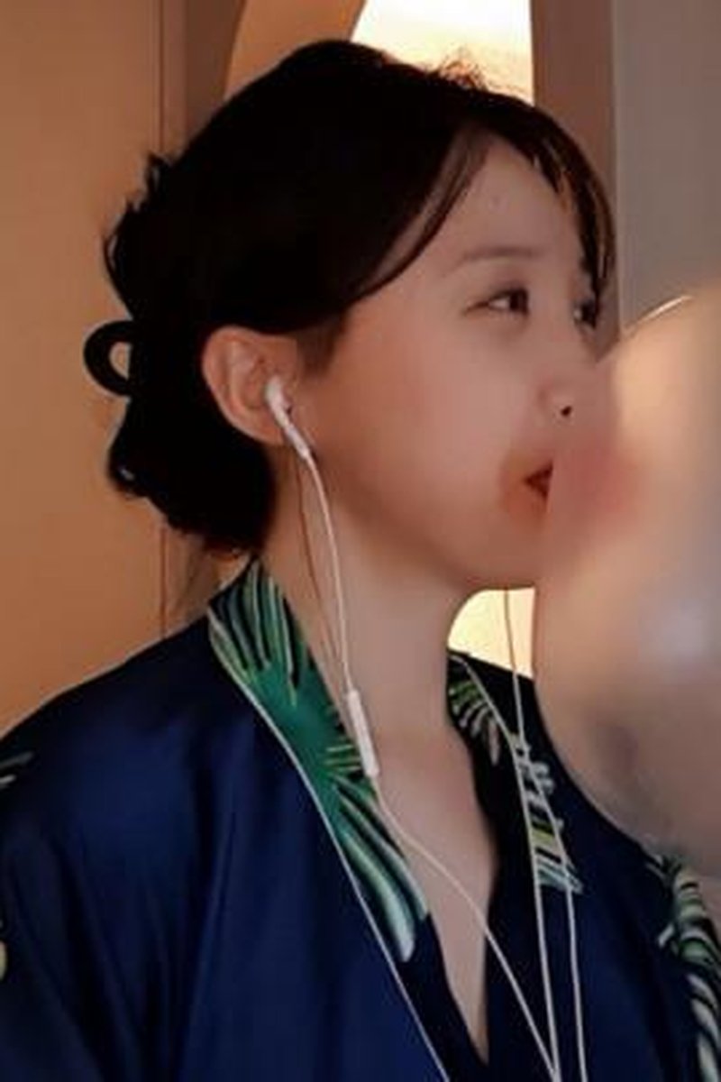 Blowing Bubblegum Bubbles: Computer Edition - Screenshot 1 of 4 - Adorable