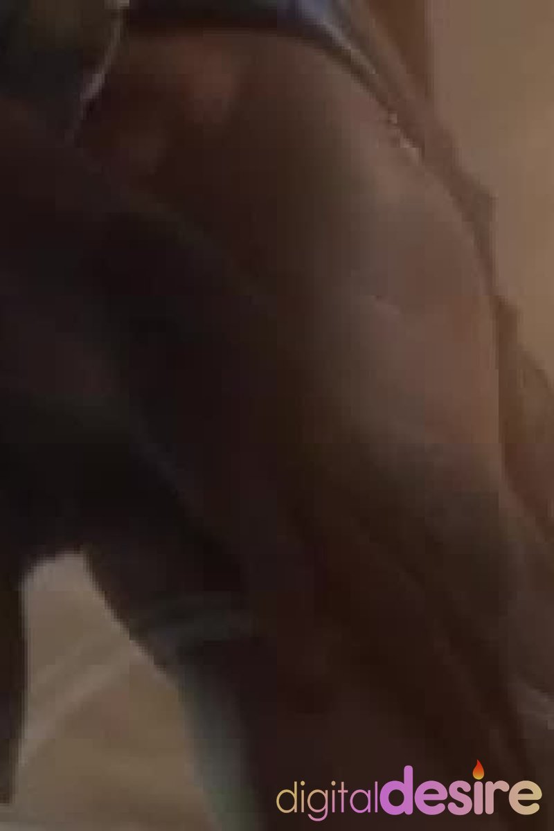 Iman - Screenshot 1 of 4 - Babes