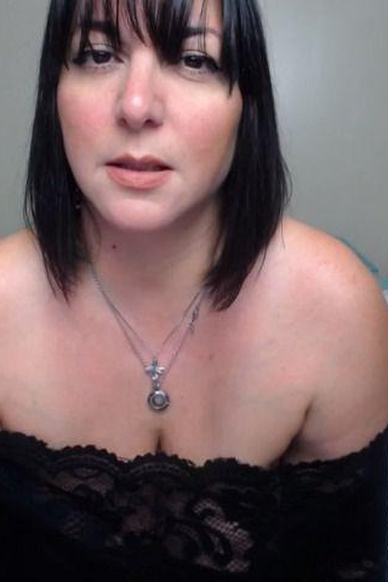 Cuckold JOI - Screenshot 1 of 4 - BBW