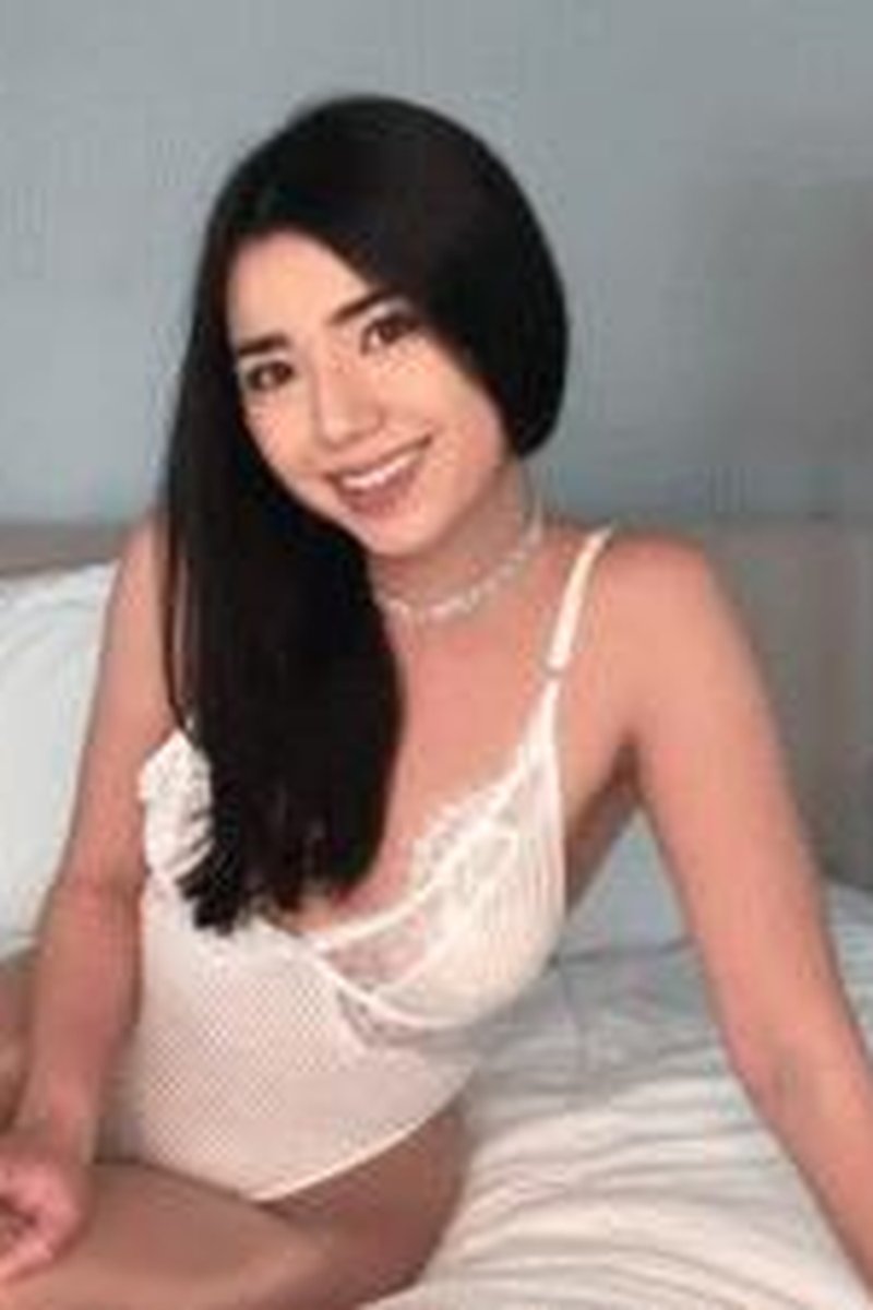 Not An Alpha - Screenshot 1 of 4 - Asian