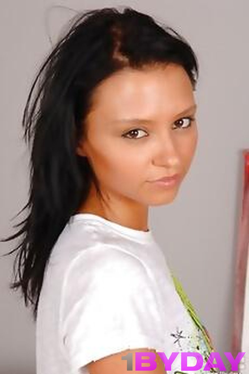 Tinas Casting - Screenshot 1 of 4 - Casting