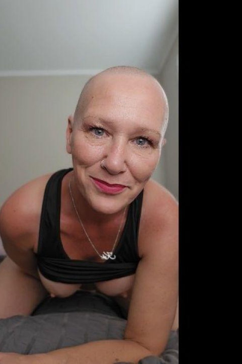 Moaning Multiples - Screenshot 1 of 4 - Big Tits