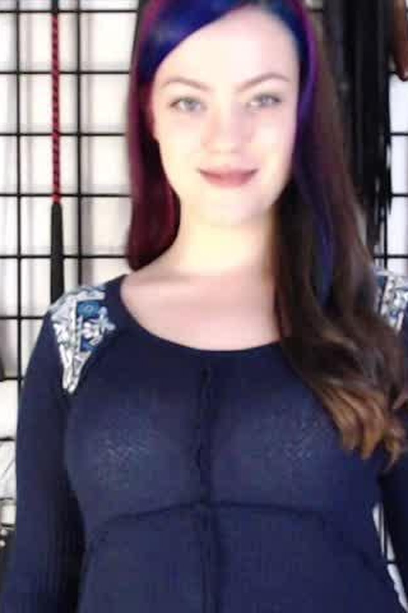 Mini Dick - Screenshot 1 of 4 - Femdom