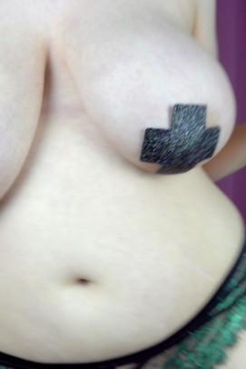 Mile High Teasing - Screenshot 1 of 4 - Big Tits