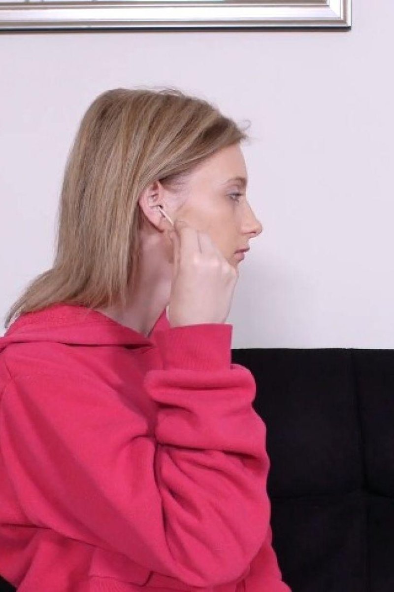 Peyton's Ears - Screenshot 1 of 4 - Blonde Hair (Female)