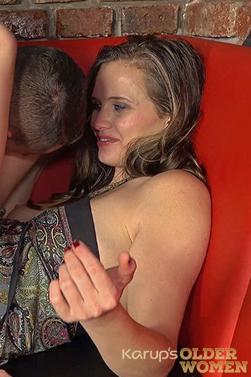 Super Squirter - Screenshot 1 of 4 - Lucie S