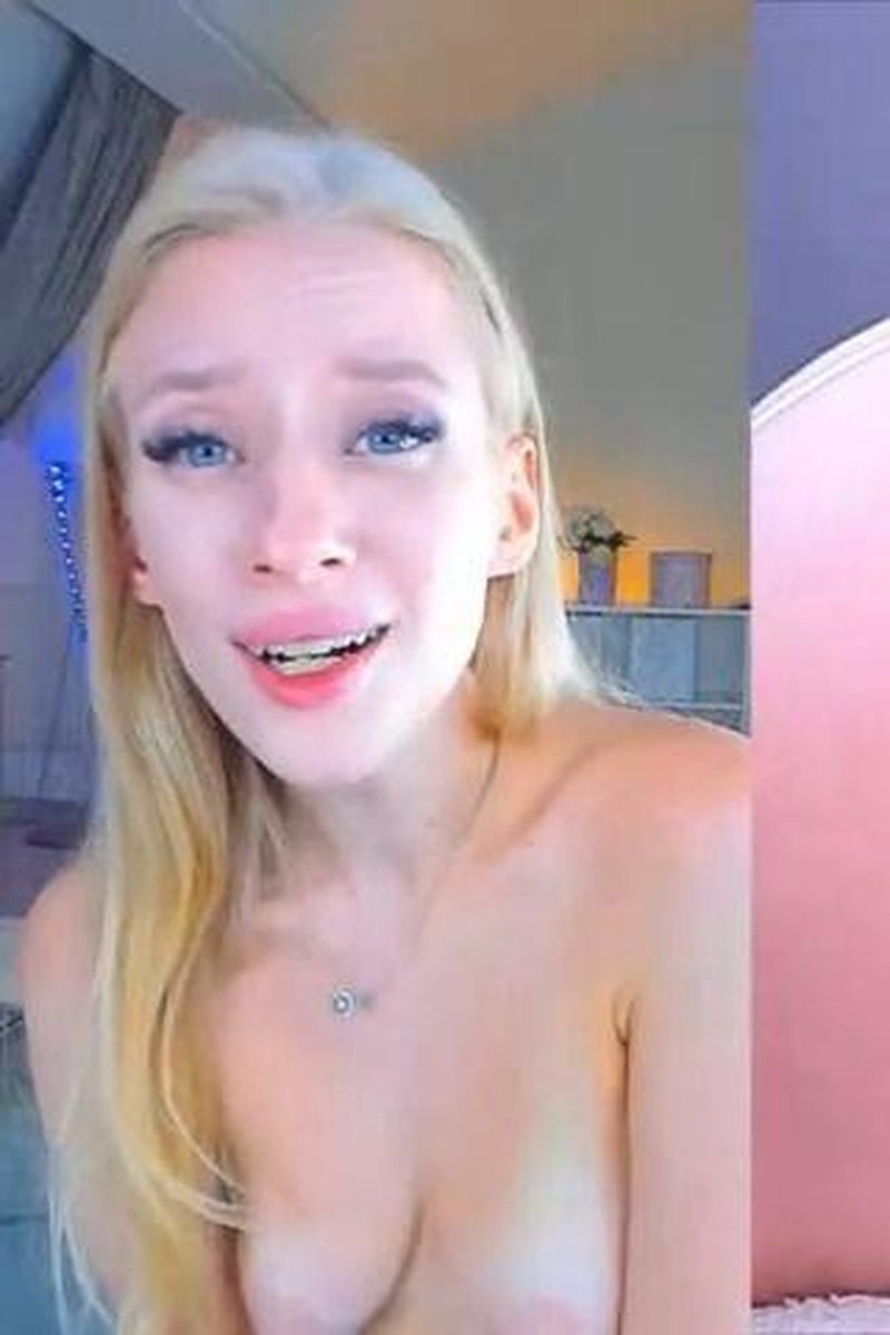 Squirt Flow - Screenshot 1 of 4 - Big Tits