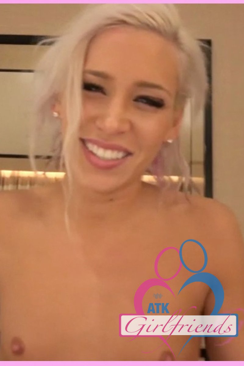 Compilation: Tiny Tits 3 - Screenshot 1 of 4