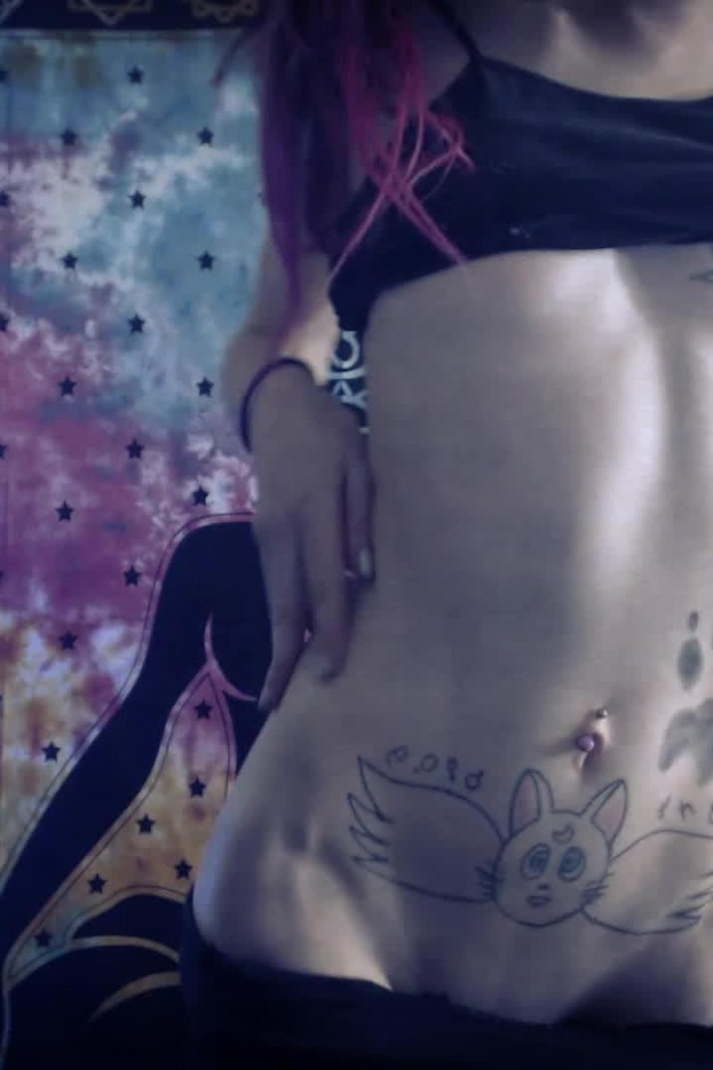 Flexing + Dancing Torso Tease - Screenshot 1 of 4 - Belly Fetish
