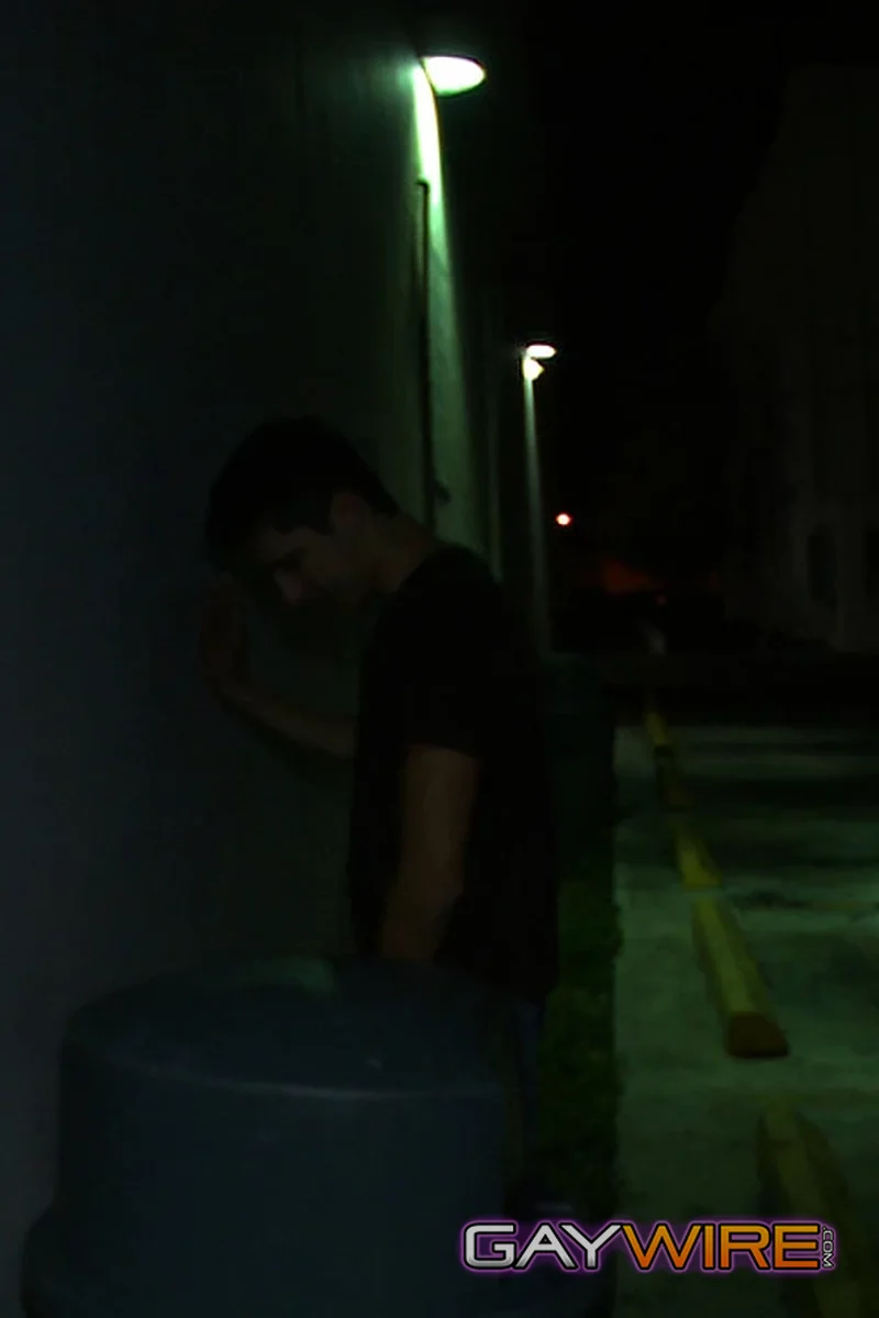 Thug Laundry - Screenshot 1 of 4 - Anal