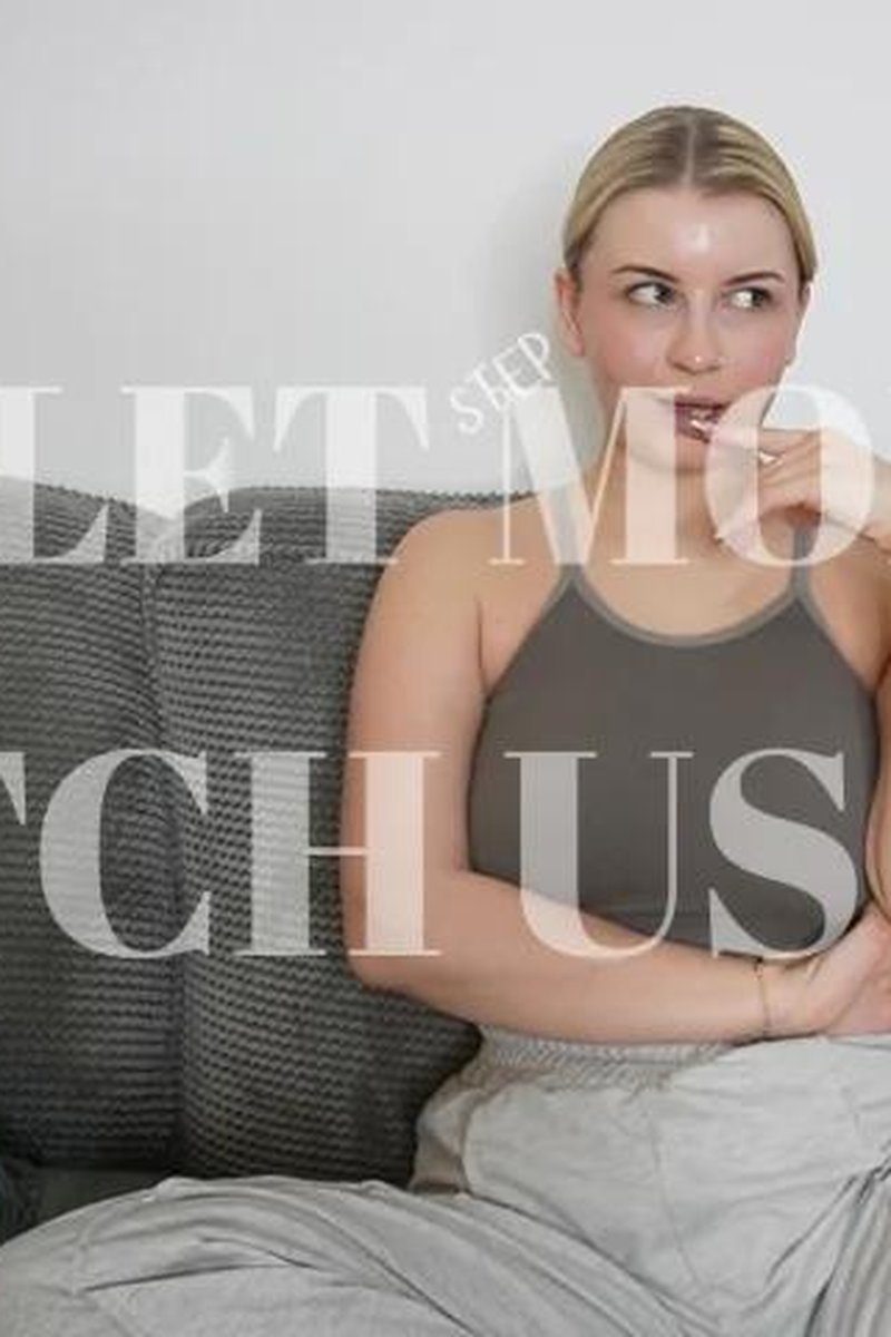 TP-yourvidsislawhite-dont-let-step-mom-catch-us