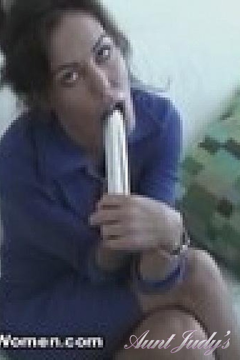 4 Clips - Screenshot 1 of 4 - Glenda Gle005