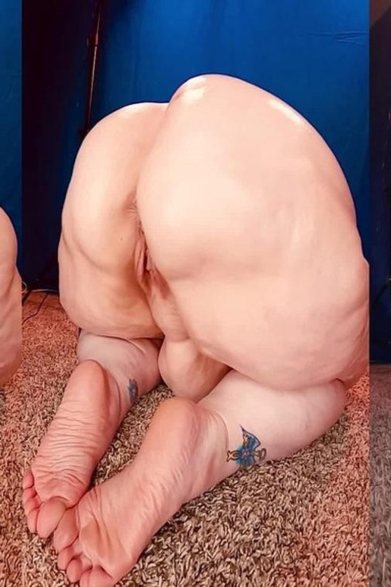 Mega Mama 7 - Screenshot 1 of 4 - Ass Fetish