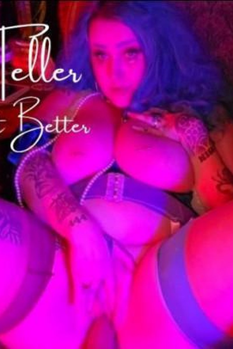 Fortune Teller Does It Better - Screenshot 1 of 4 - Blowjob