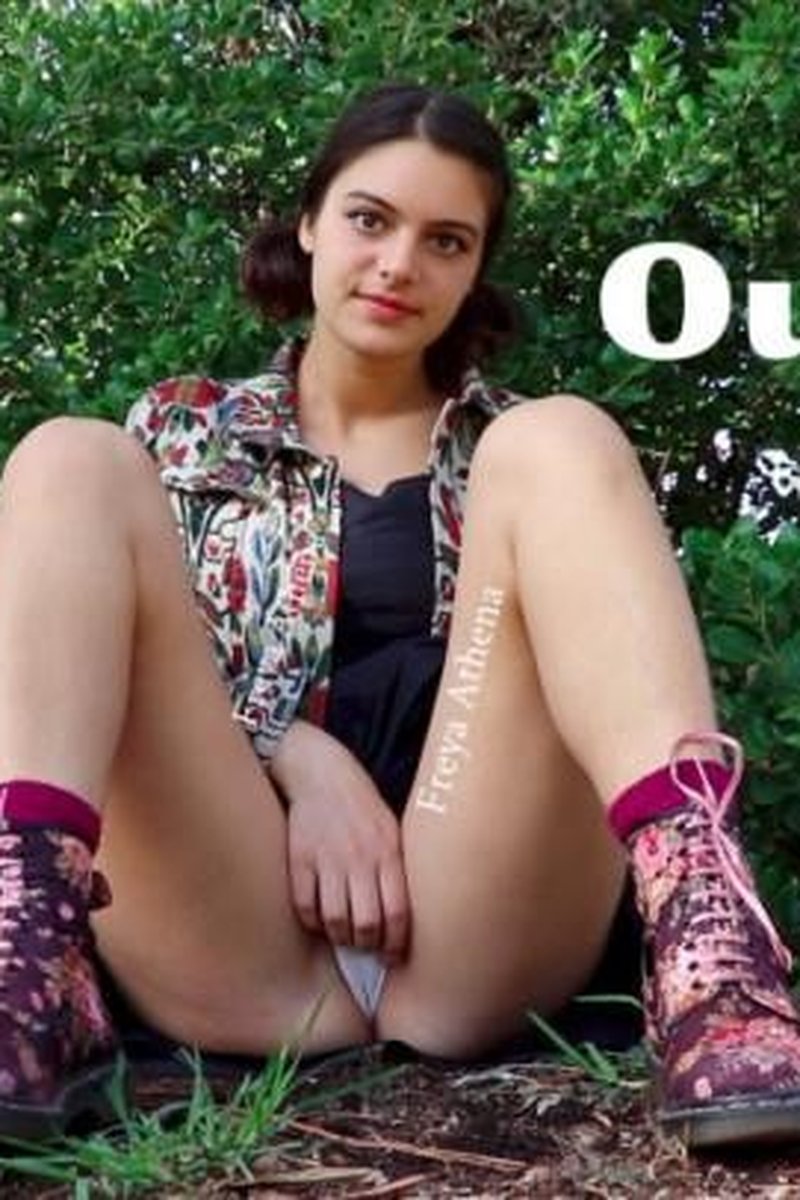 Outdoor Cum - Screenshot 1 of 4 - Babes