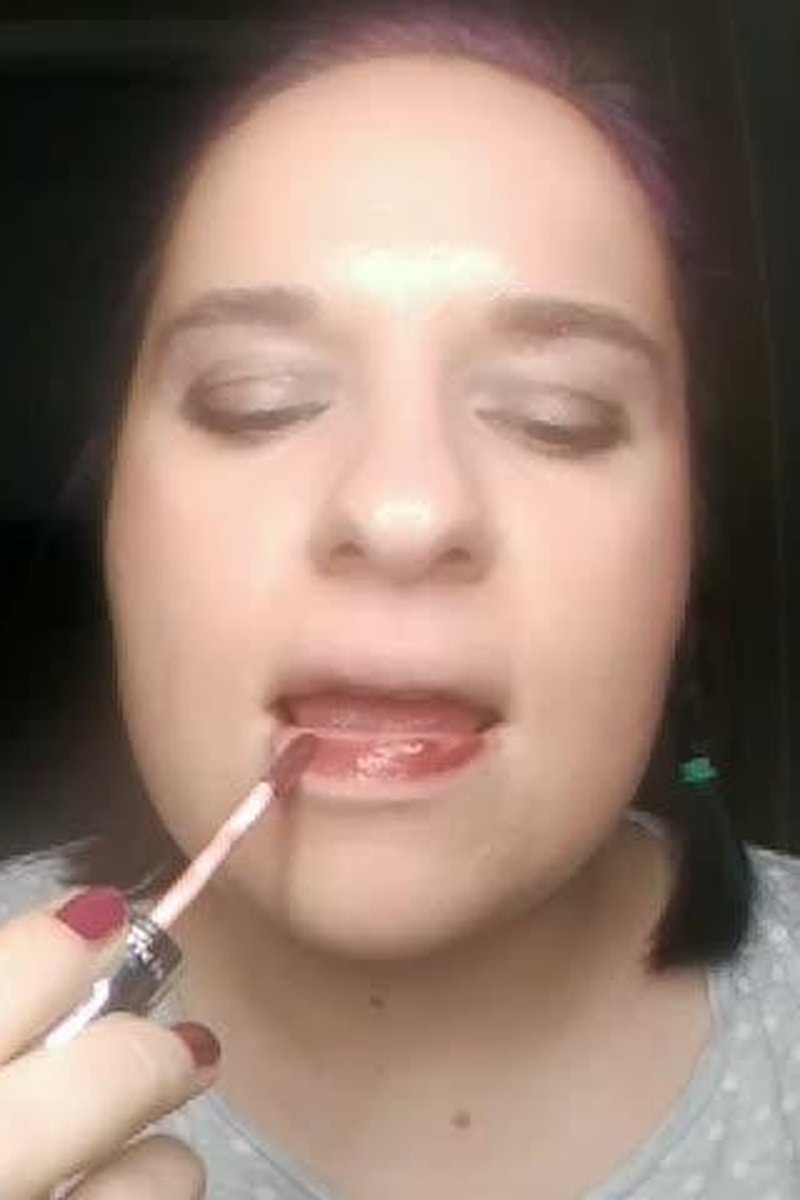 Few Layers Of Brown Lipgloss - Screenshot 1 of 4 - Close Up