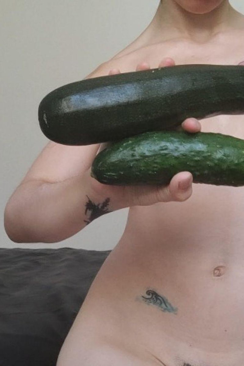 Cucumber Play - Screenshot 1 of 4 - Ass Fetish