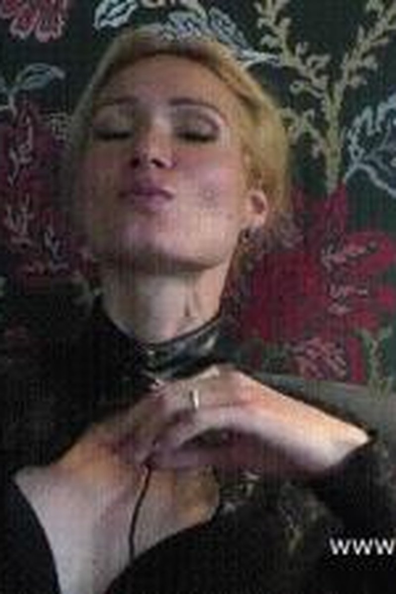 Adams Apple 15 - Screenshot 1 of 4 - Blonde Hair (Female)