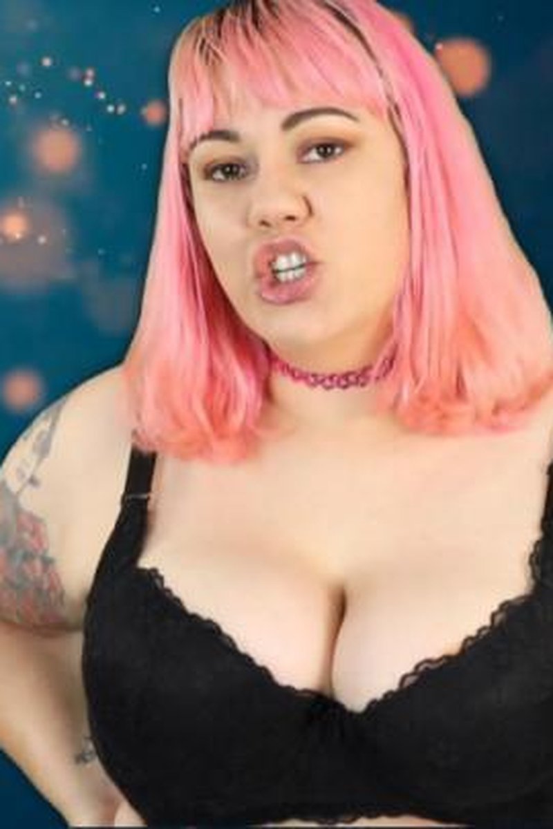 Grindr Beta Task - Screenshot 1 of 4 - Femdom