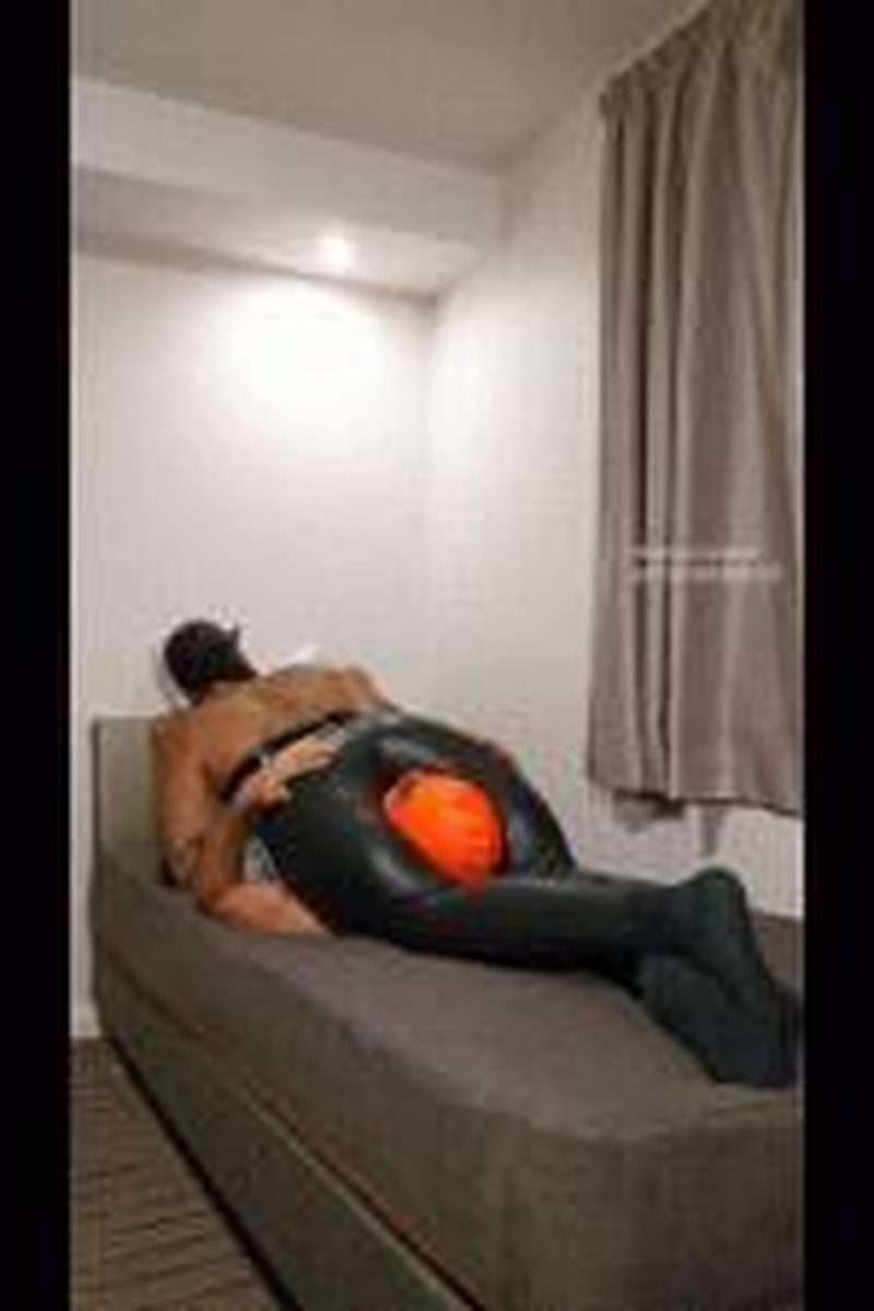 Ultimate Domination - Screenshot 1 of 4 - Asphyxiation