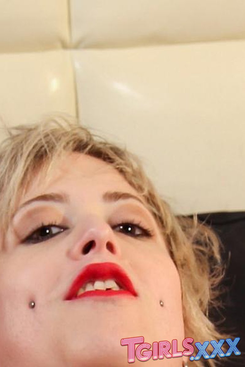 Kinky Jane Starr! - Screenshot 1 of 4 - Transgender