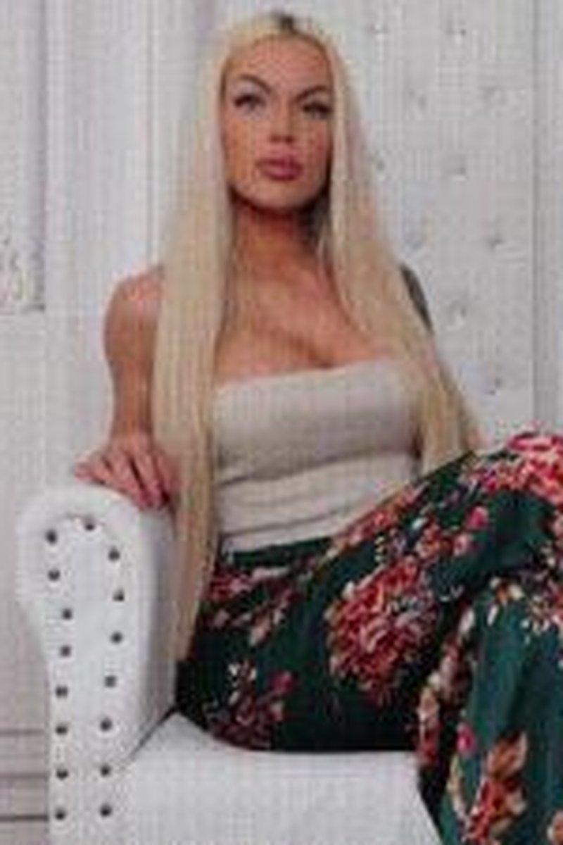 Bow Down - Screenshot 1 of 4 - Body Worship