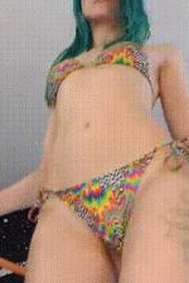 Hula Strip - Screenshot 1 of 4 - Hula Hoop Fetish