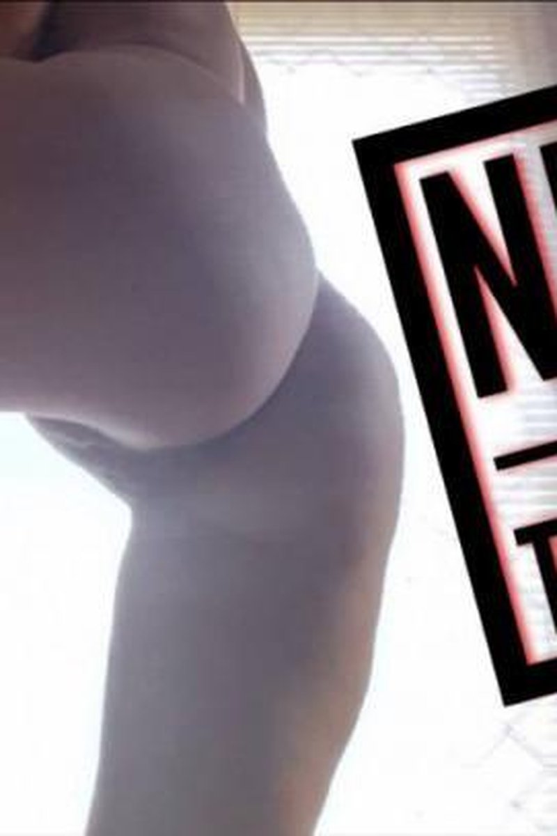 Nude Twerk V1237 - Screenshot 1 of 4 - Ass Fetish
