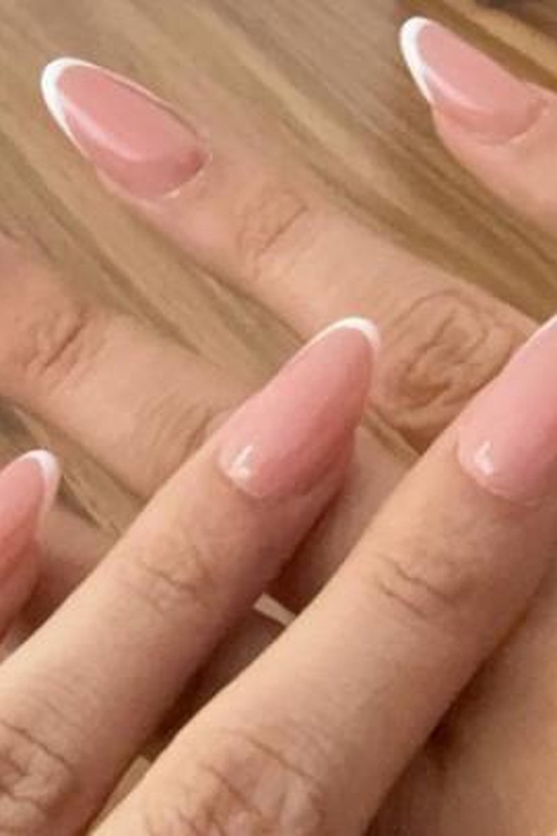 Nails Time-Lapse - Screenshot 1 of 4 - Nail Clipping