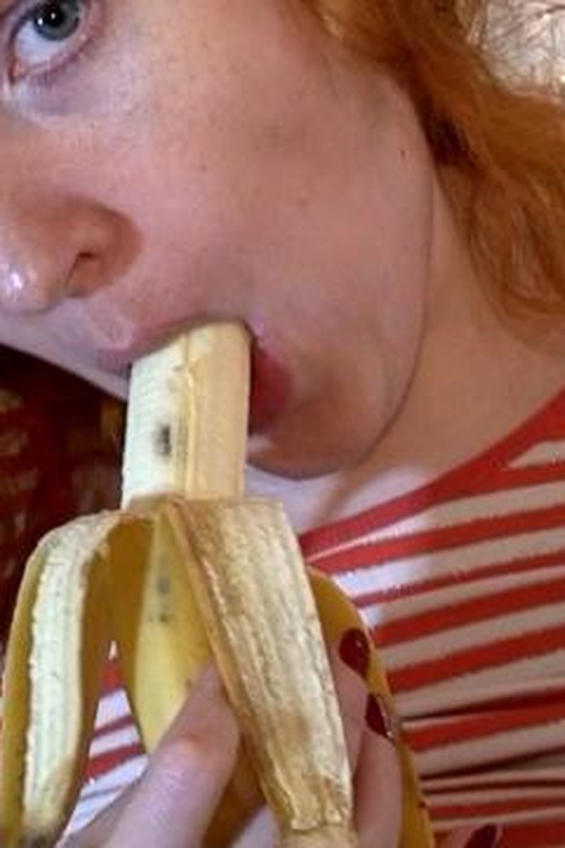 Banana - Screenshot 1 of 4 - Anal