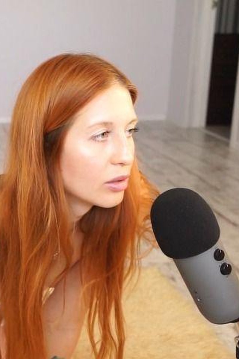 Long ASMR Masturbation - Screenshot 1 of 4 - Butt Plug