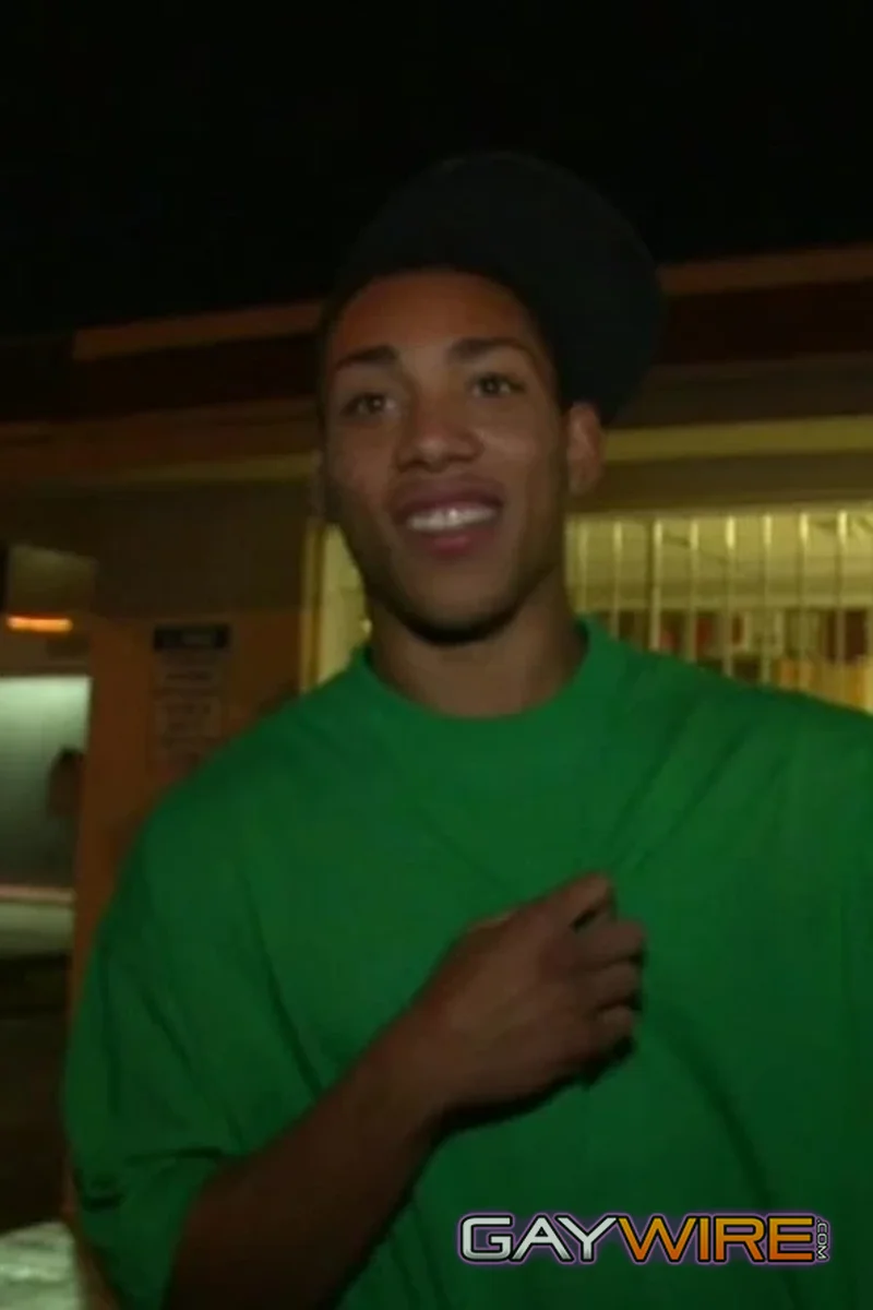 Carlot Thuggin - Screenshot 1 of 4 - Anal