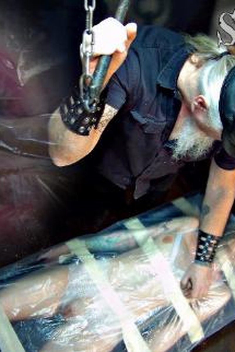 Swathed in Plastic - Screenshot 1 of 4 - All Sex