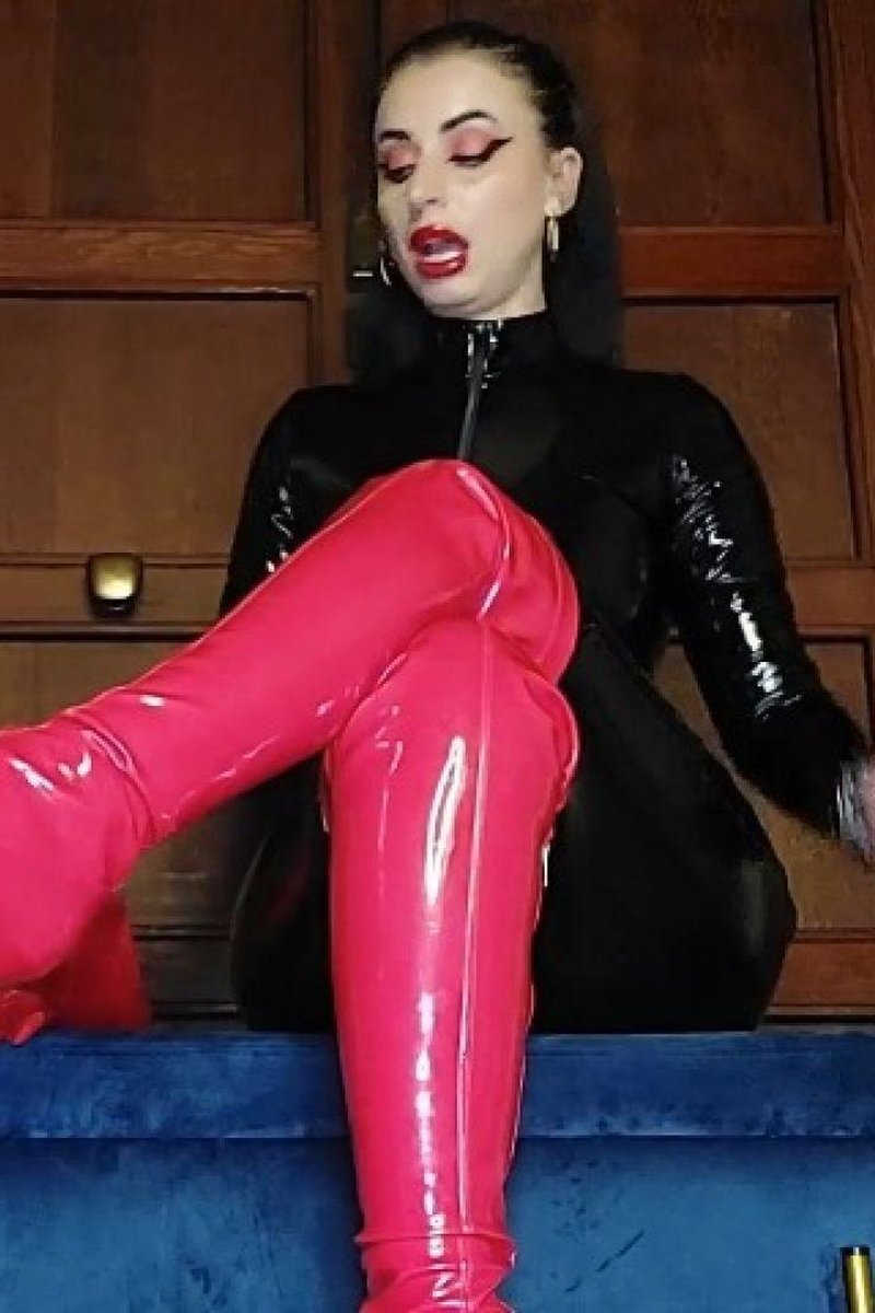 Red Boots Goon JOI - Screenshot 1 of 4 - Boots