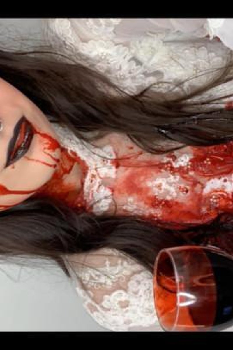 Dead Bride Bath - Screenshot 1 of 4 - Big Tits