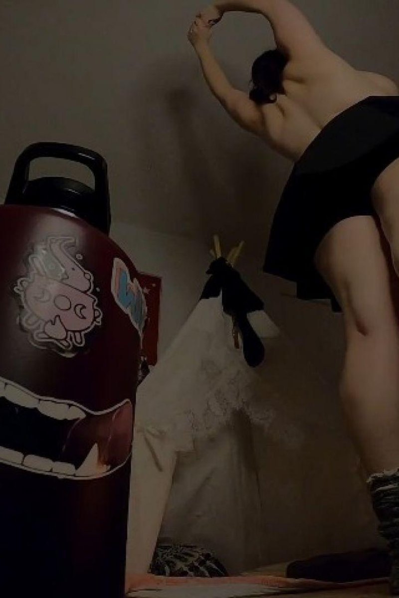 Crunch - Screenshot 1 of 4 - Big Tits