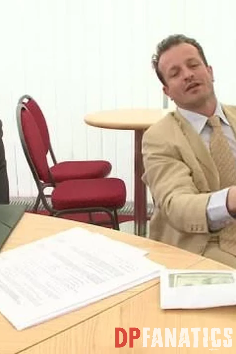 Conference Cunt - Screenshot 1 of 4 - All Sex