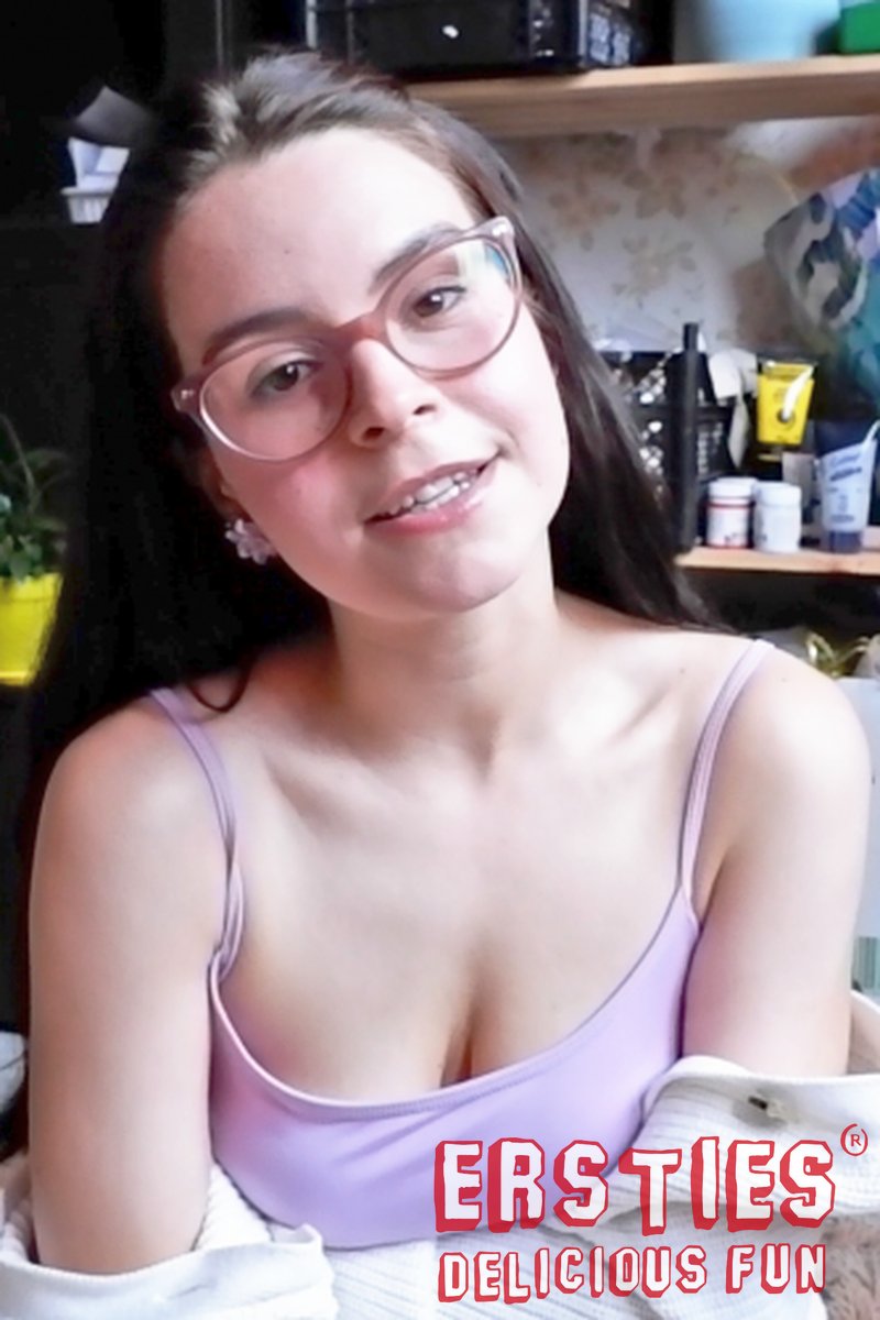 Interview with Daniela - Screenshot 1 of 4 - Daniela