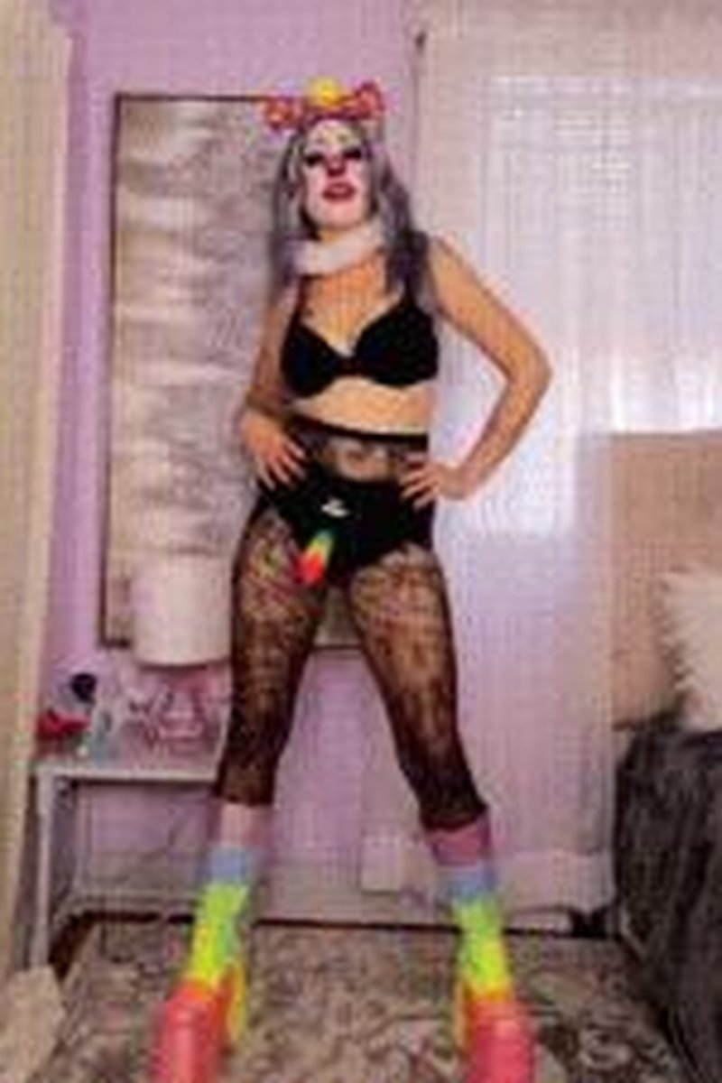 Circus Cockslut - Screenshot 1 of 4 - Cosplay