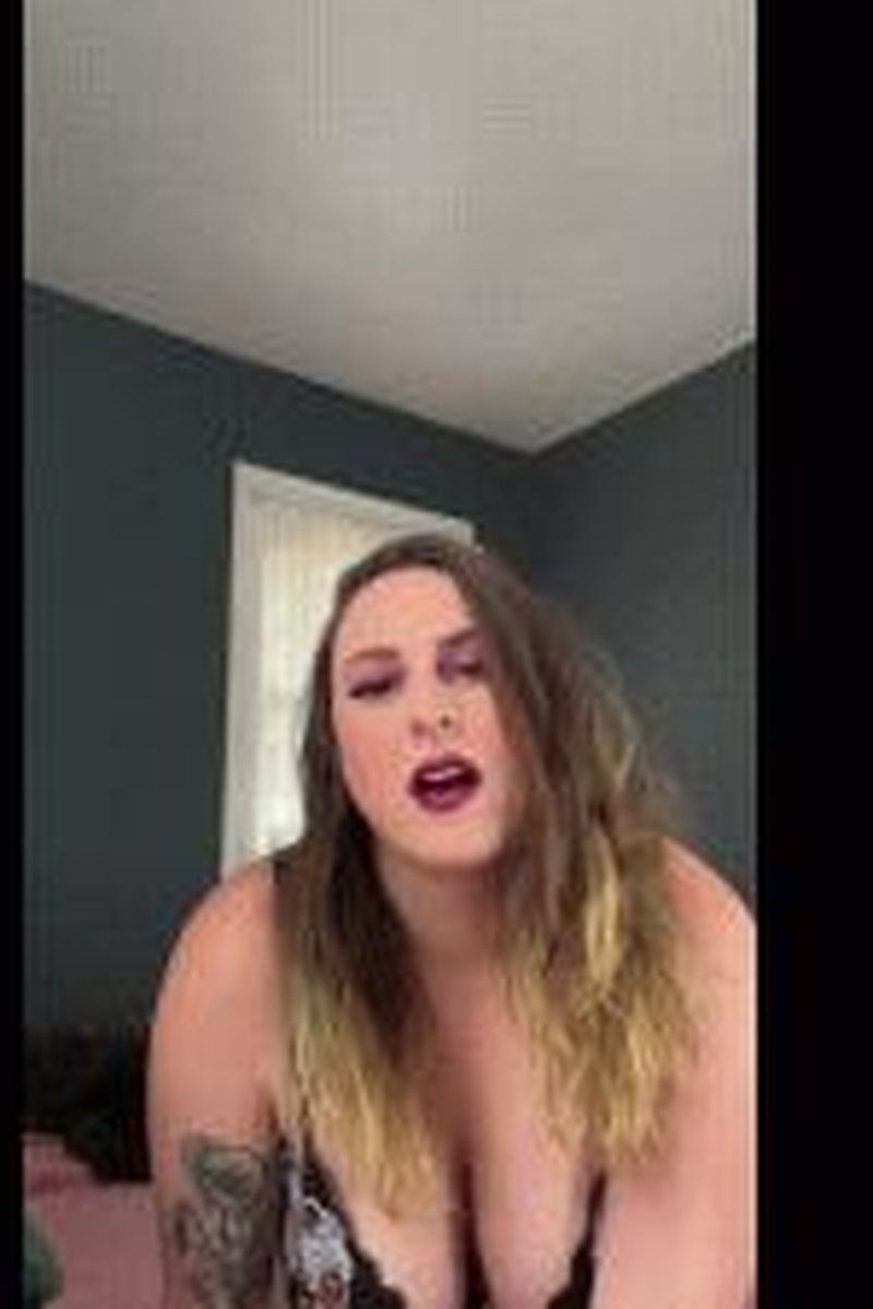 Quickie JOI - Screenshot 1 of 4 - Big Tits