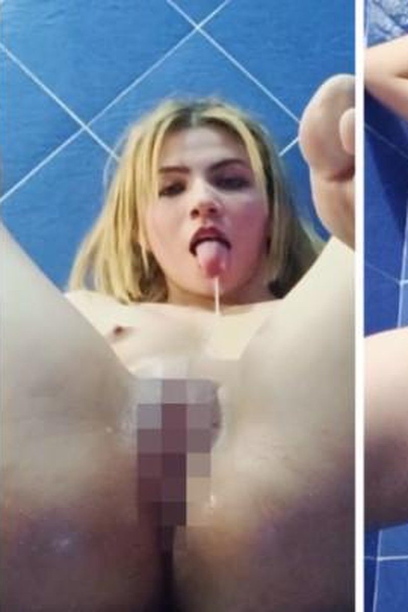 Pee Desperation - Screenshot 1 of 4 - Ass Fetish