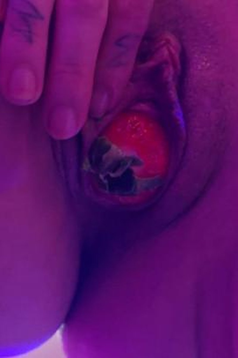 Odd Insertions: Strawberry Edition - Screenshot 1 of 4 - Latin Woman
