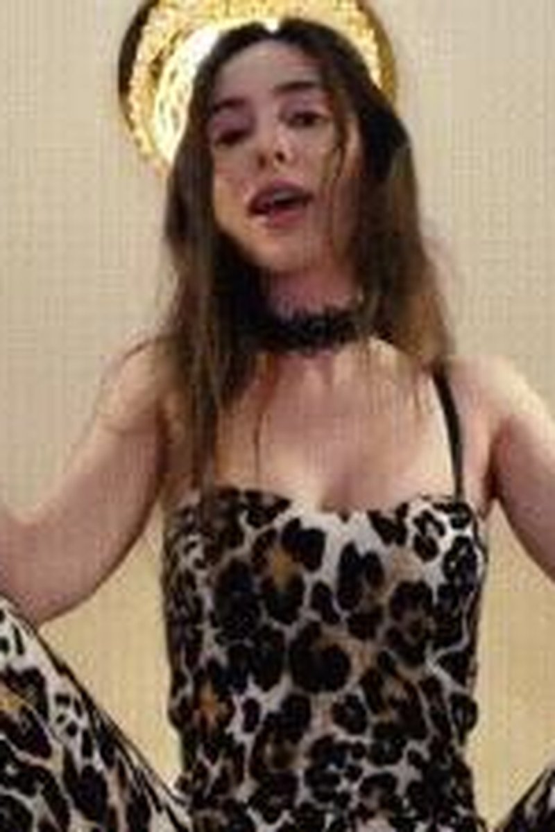 Dominant Goddess! - Screenshot 1 of 4 - Animal Print