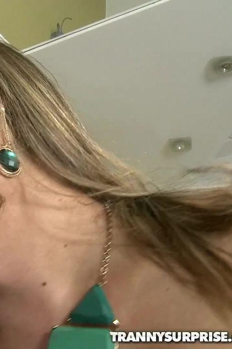Sexy Elegance - Screenshot 1 of 4 - Fernanda Zocal