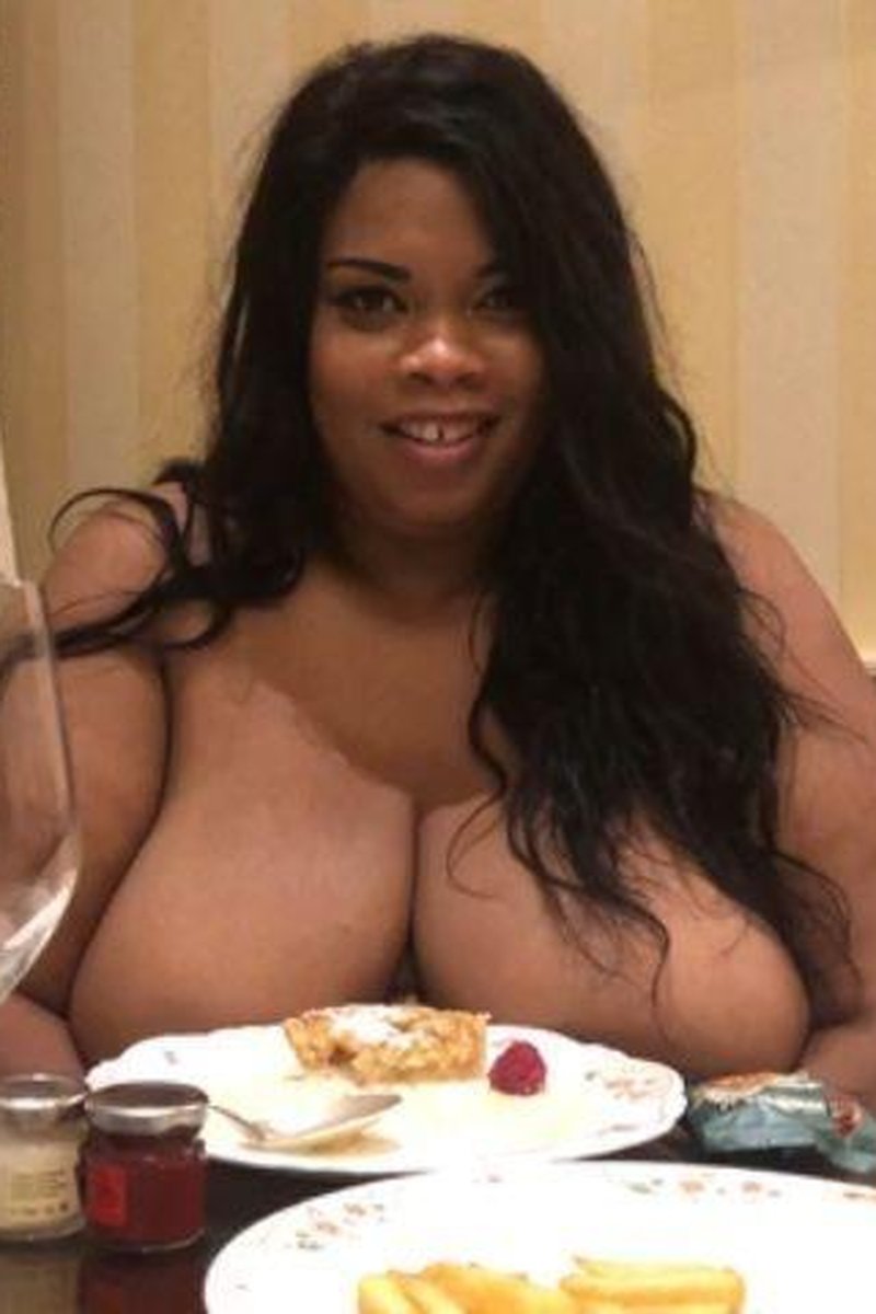 ASMR Life Of Cookie - Screenshot 1 of 4 - BBW