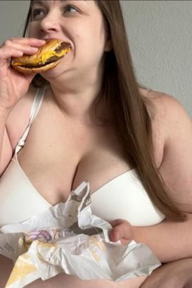 BBW Chatty Lunch - Screenshot 1 of 4 - BBW