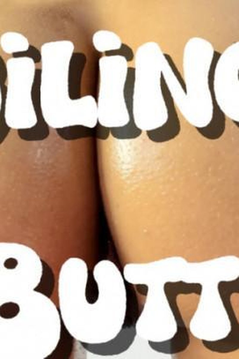 Oiling Butt - Screenshot 1 of 4 - Ass Fetish
