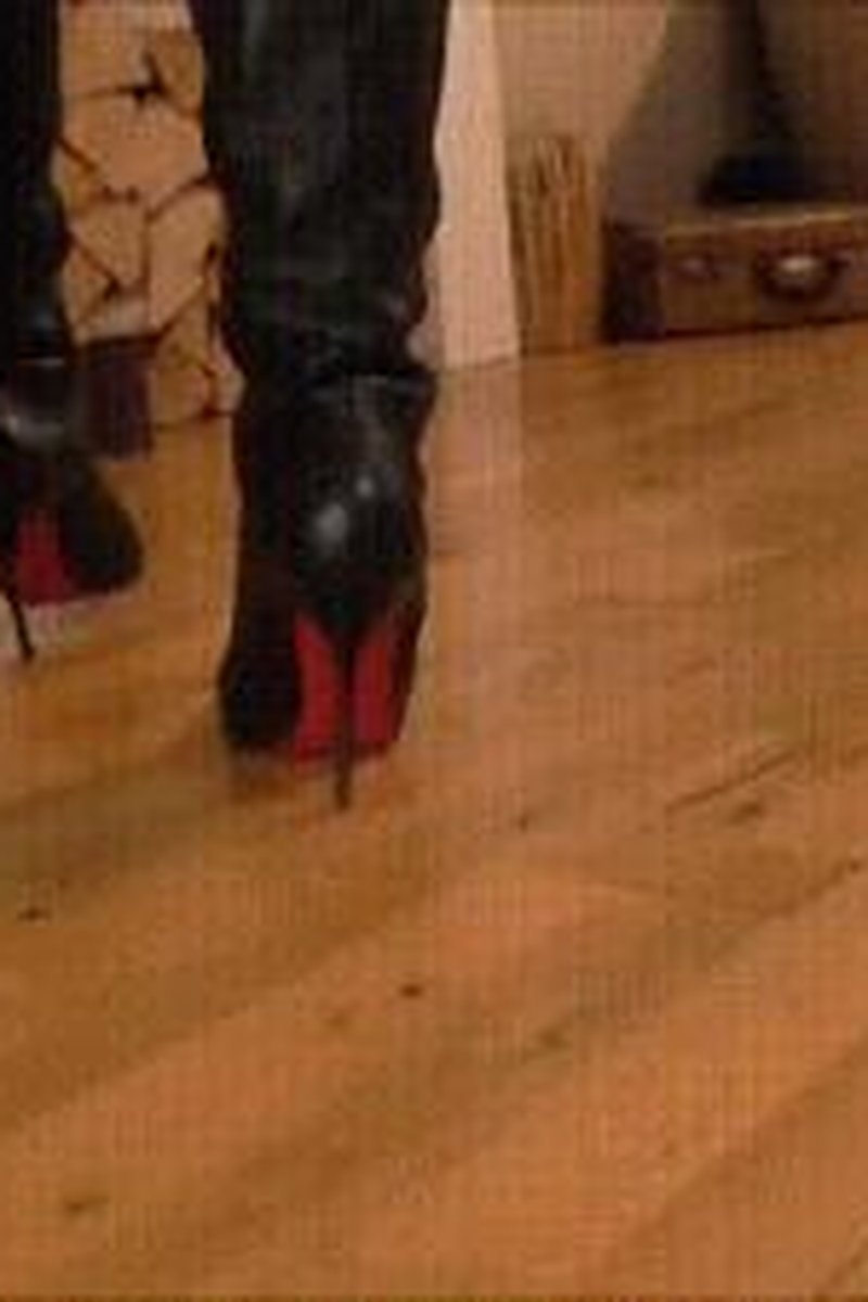 My Boot Bitch - Screenshot 1 of 4 - Boots